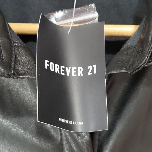 Forever 21 Vegan Leather Woven Blouse Long Sleeve Button Front Small NEW - Picture 4 of 9